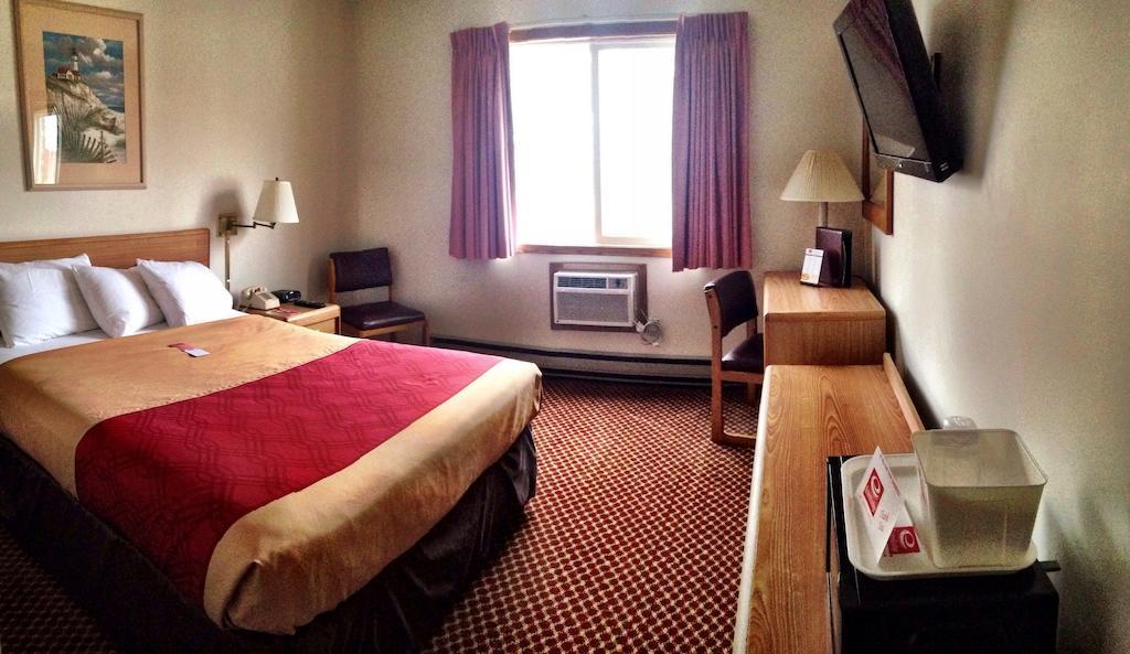 Travelodge By Wyndham Escanaba Eksteriør bilde